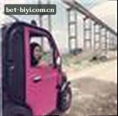 张伟